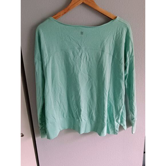 Sweaty Betty Simhasana Pullover in a mint green color small teal beachy coastal - Picture 8 of 10